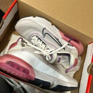 Nike shoes
